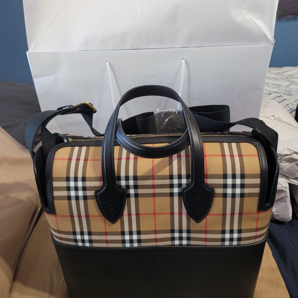 Burberry Vintage Check Diaper/Travel Bag - Picture 5 of 5